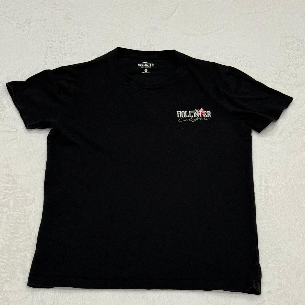 Hollister California Womens XS Black Floral Graphic T-Shirt Los Angeles Cotton